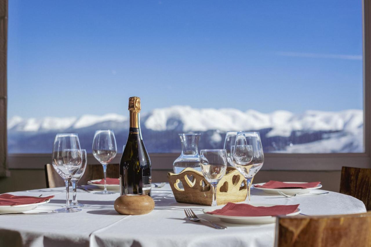 Le Christiania Hotel Saint-Lary-Soulan Eksteriør billede