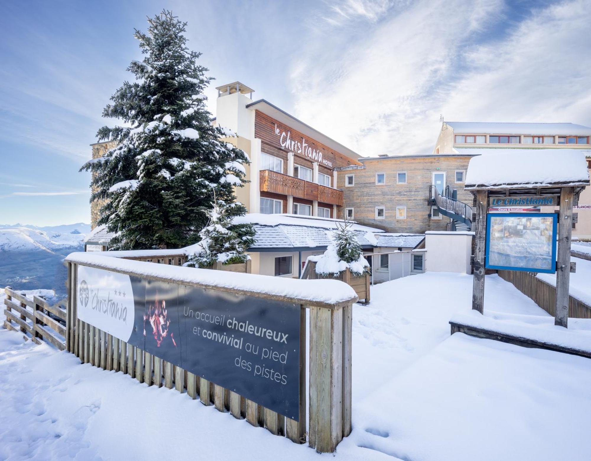 Le Christiania Hotel Saint-Lary-Soulan Eksteriør billede