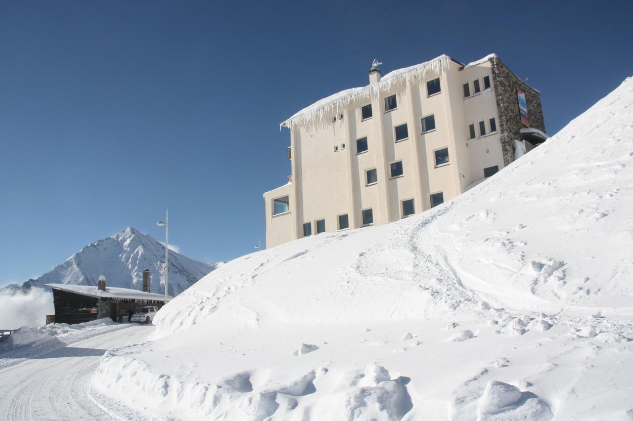 Le Christiania Hotel Saint-Lary-Soulan Eksteriør billede